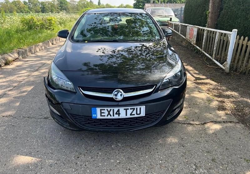 Used Vauxhall Astra 2014 Black Hatchback