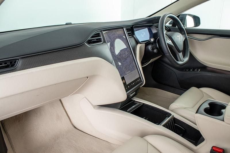 Used Tesla Model S 386 kW (525 HP) 2019 Grey Hatchback