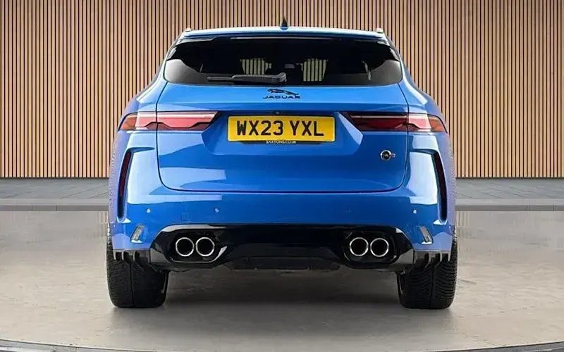 Used Jaguar F-Pace SVR 551 HP (405 kW) 2023 Blue SUV
