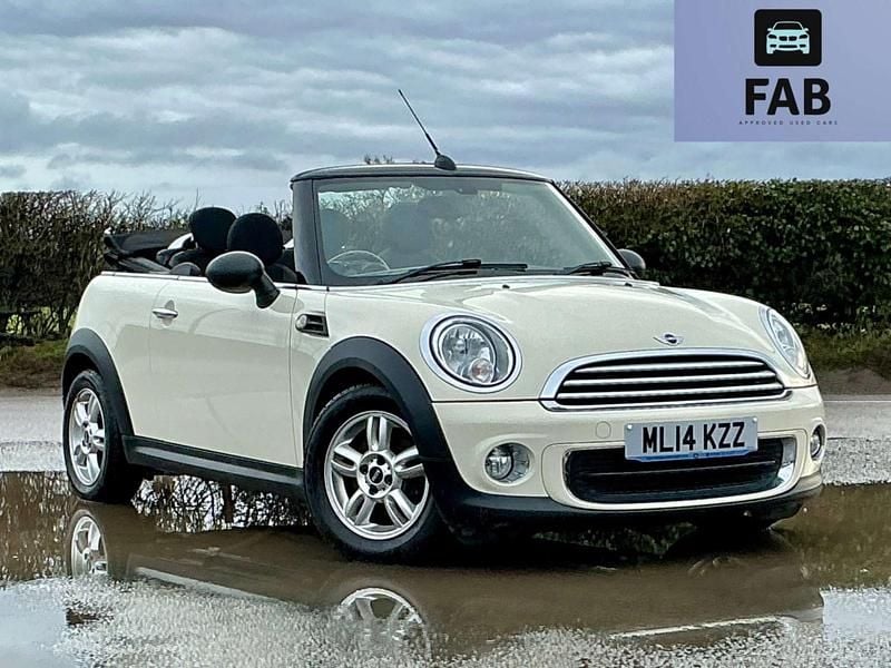 White Used 2014 Mini ONE Hatchback | £6,695 (Fair price) - Image 1/3