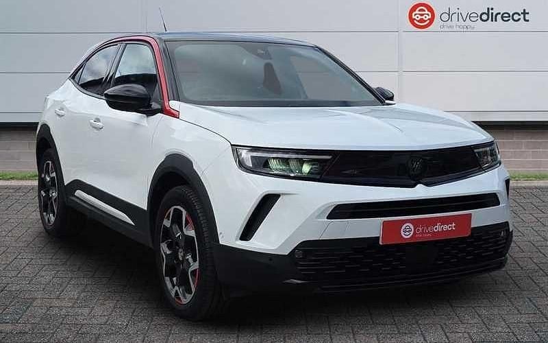 White Used 2022 Vauxhall Mokka SRi SUV | £16,400 (Fair price) - Image 1/4