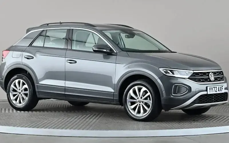 Used VW T-Roc Life 110 HP (80 kW) 2024 SUV