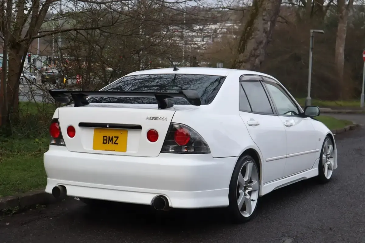 Usado Toyota Altezza Edition 2000 Branco Sedan