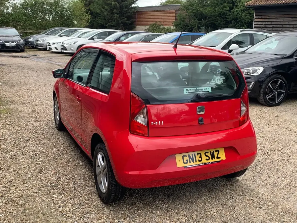 Usado Seat Mii SE 2013 Rojo Utilitario