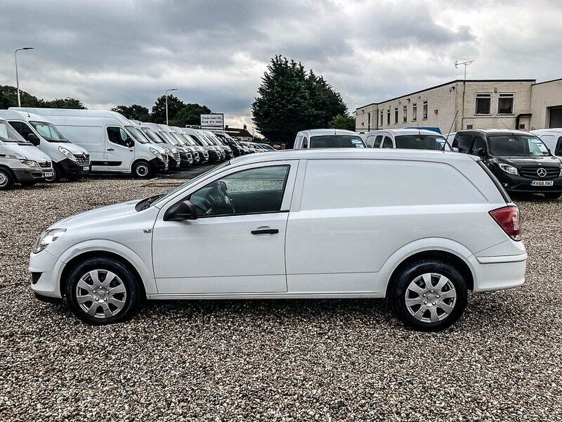 Used Vauxhall Astra van cars for sale - AutoUncle