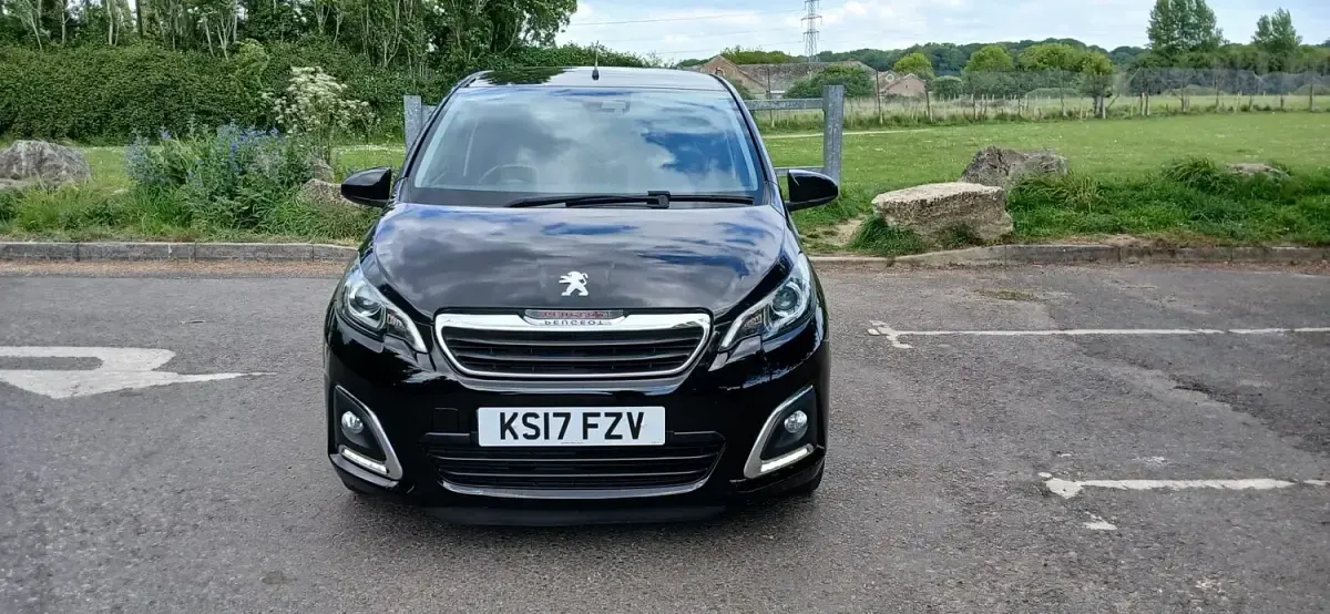 Used Peugeot 108 GT-line 2017 Black Hatchback