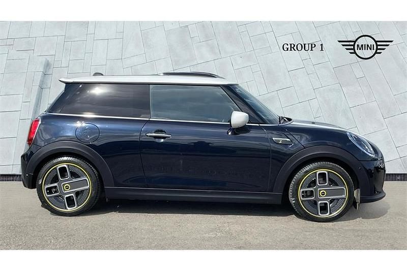 Used Mini Cooper S Level 3 135 kW (184 HP) 2023 Enigmatic black Hatchback