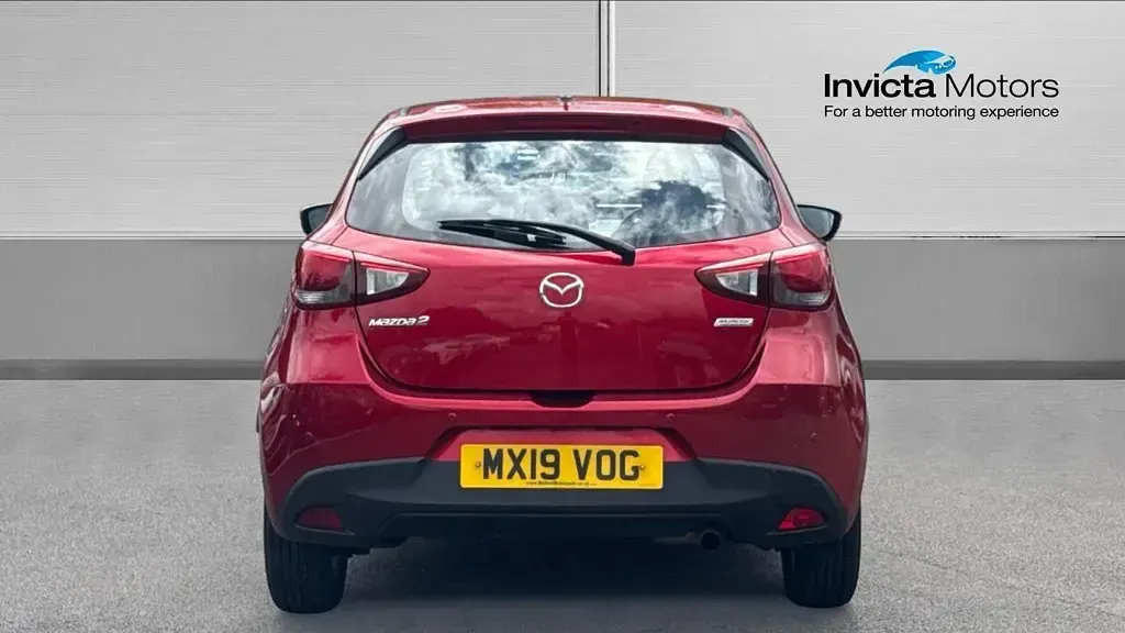 Used Mazda 2 88 HP (64 kW) 2019 Red Hatchback