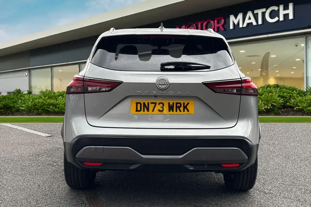 Used Nissan Qashqai N-Connecta 158 HP (116 kW) 2024 Silver SUV