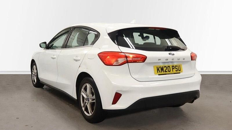 Used Ford Focus Zetec 2020 White Hatchback