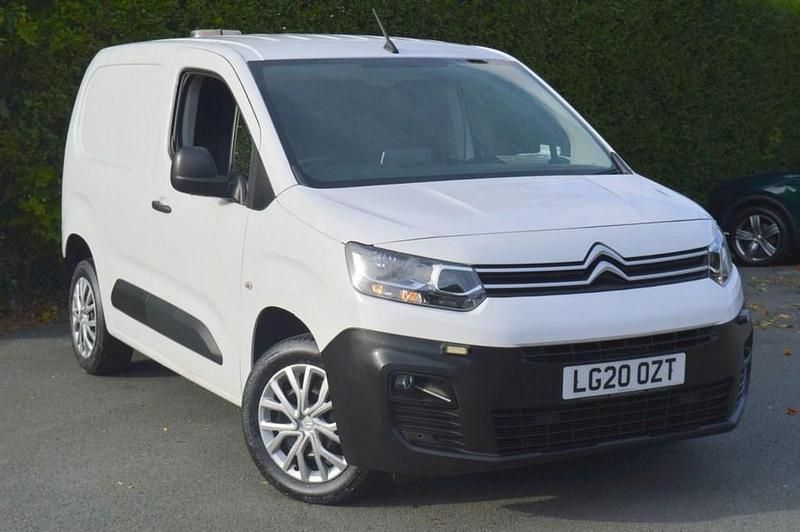 White Used 2020 Citroën Berlingo | £10,495 (Fair price) - Image 1/4