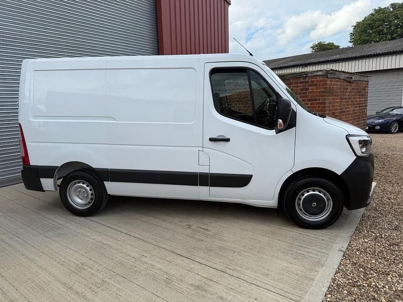 Used Renault Master Business 2020 White Van