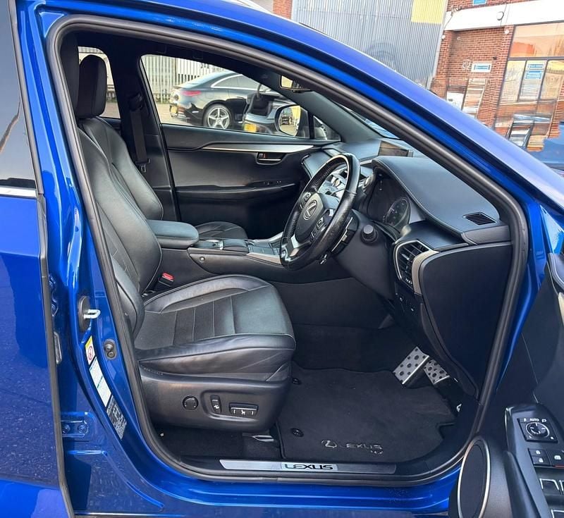 Used Lexus NX300h Sport Line 197 HP (144 kW) 2018 Blue SUV