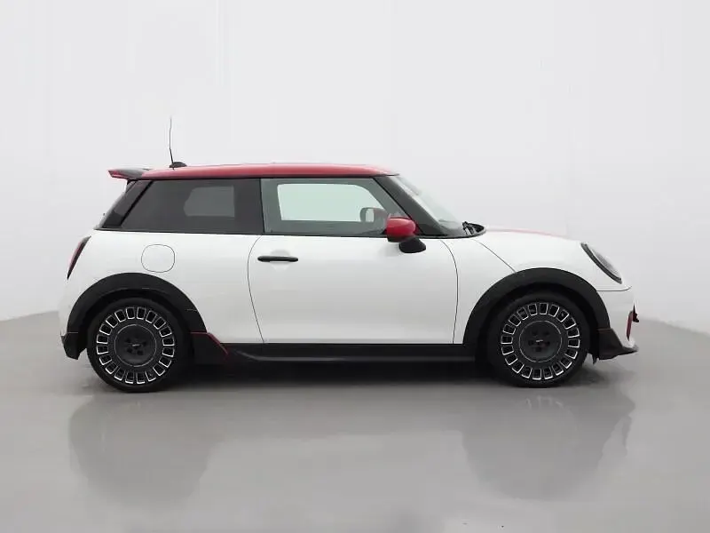 Usado Mini John Cooper Works Hatch 228 CV (167 kW) 2025 Blanco Utilitario