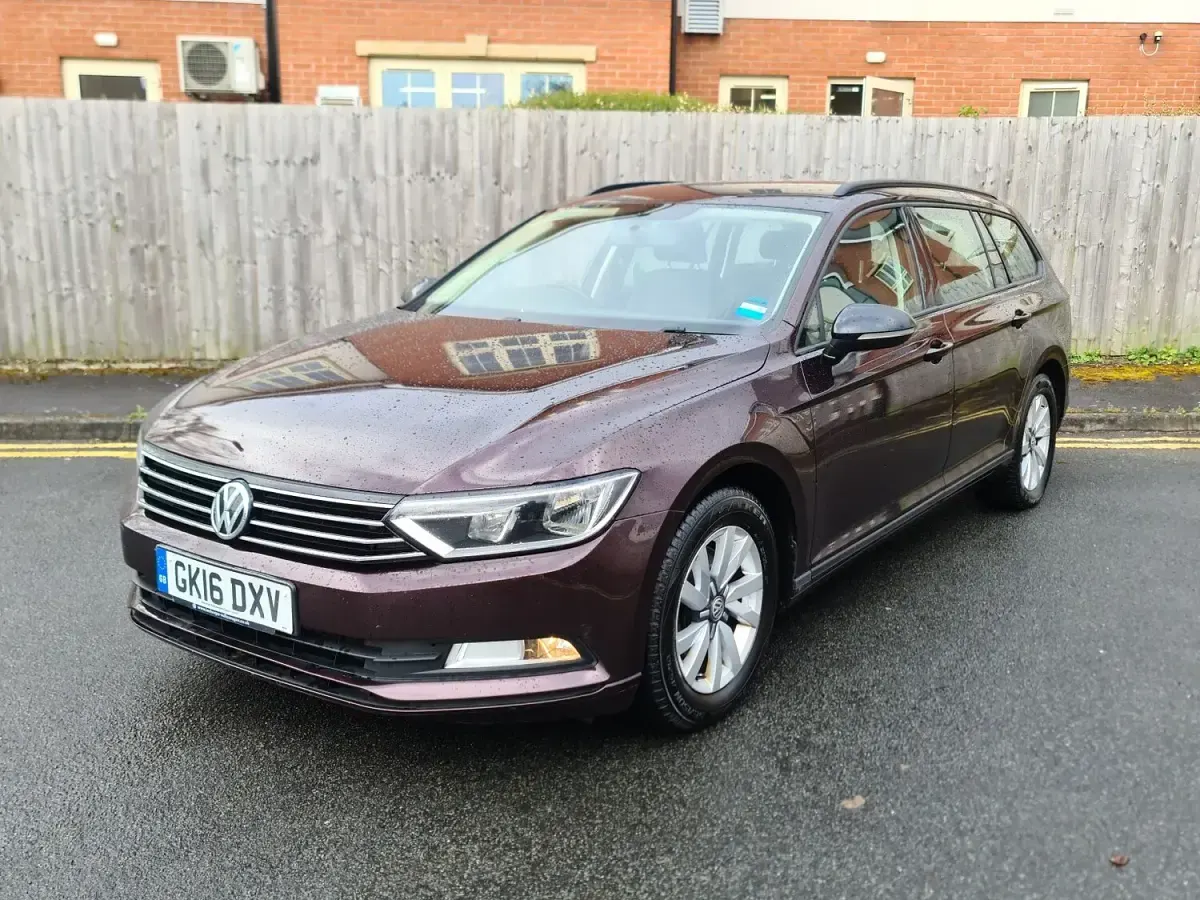 Used VW Passat S 2016 Red Estate