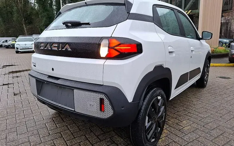 New Dacia Spring Extreme 75 kW (102 HP) 2026 Hatchback