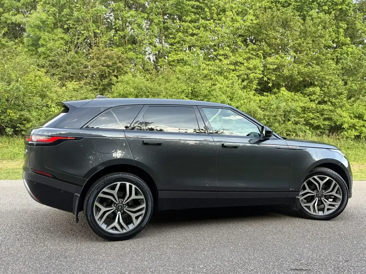 Usado Land Rover Range Rover Velar SE Dynamic 2018 Gris SUV