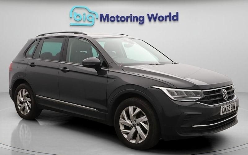 Used 2024 VW Tiguan Life SUV | £19,000 (Super price) - Image 1/4