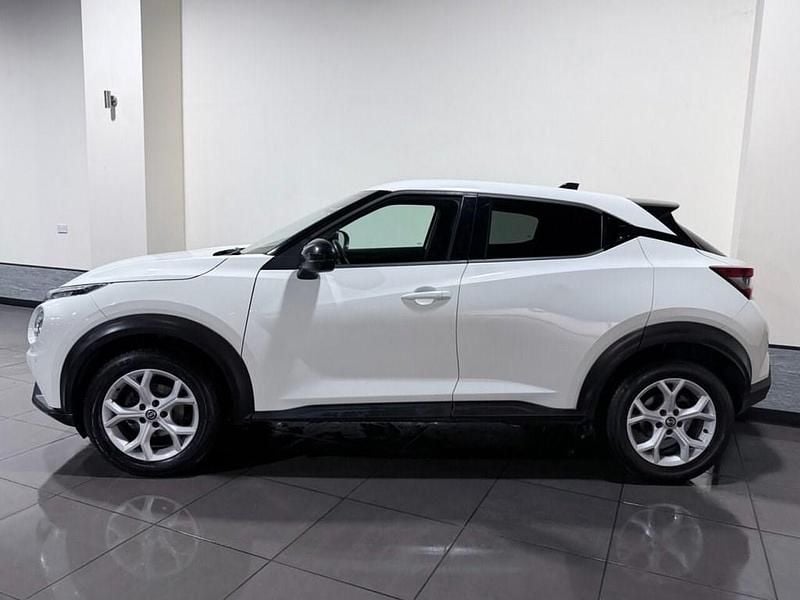 Used Nissan Juke N-Connecta 114 HP (83 kW) 2021 White SUV