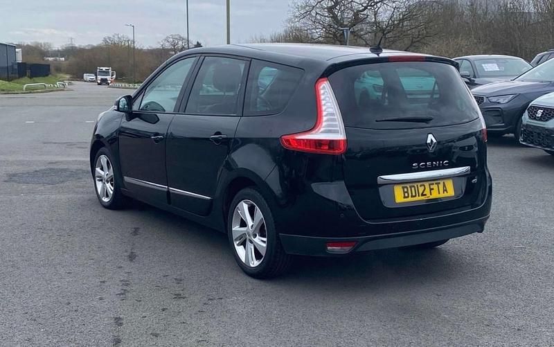 Used Renault Grand Scénic Dynamique 2012 Black MPV