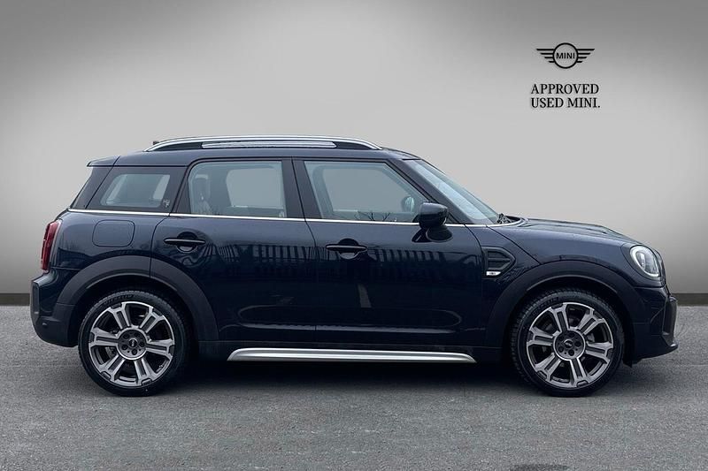 Used Mini Cooper Countryman Exclusive 134 HP (98 kW) 2022 Black SUV