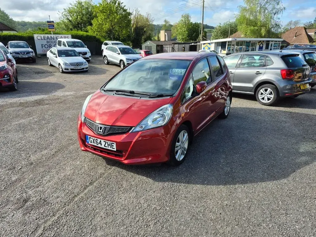 Used Honda Jazz ES 99 HP (72 kW) 2014 Red Hatchback