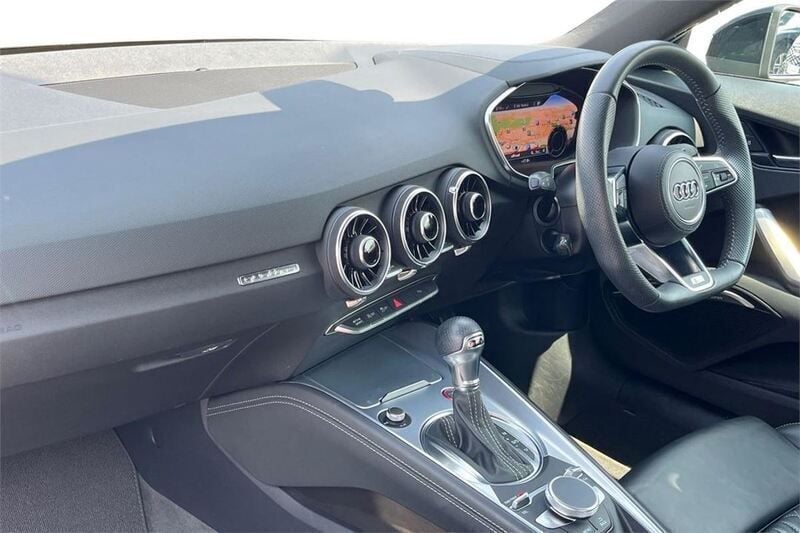 Image 2/4