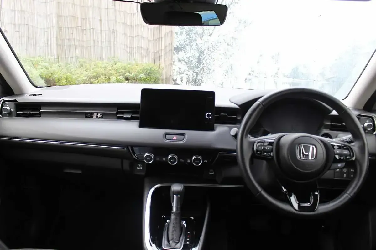 Used Honda HR-V Advance 131 HP (96 kW) 2023 White SUV