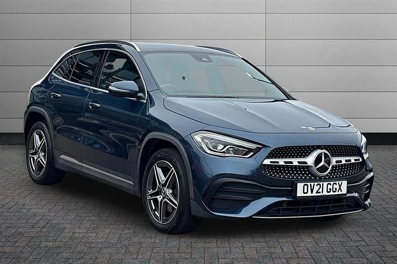 Used Mercedes GLA250 Exclusive 218 HP (160 kW) 2021 Blue SUV