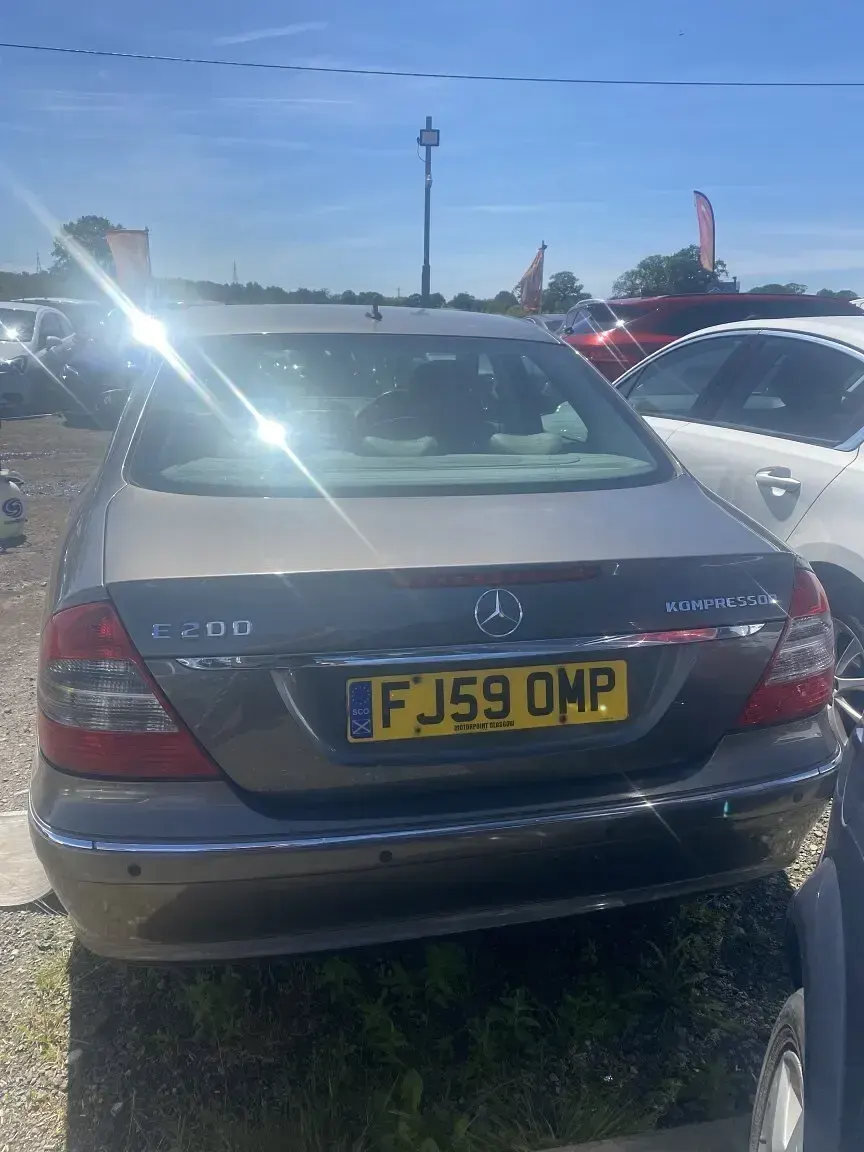 Used Mercedes E200 Elegance 2009 Grey Estate