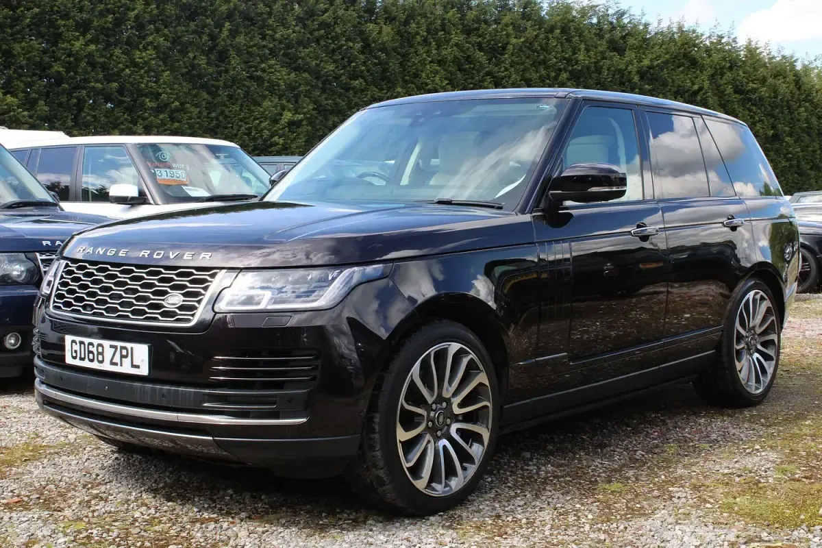 Used Land Rover Range Rover Autobiography 339 HP (249 kW) 2018 Black SUV