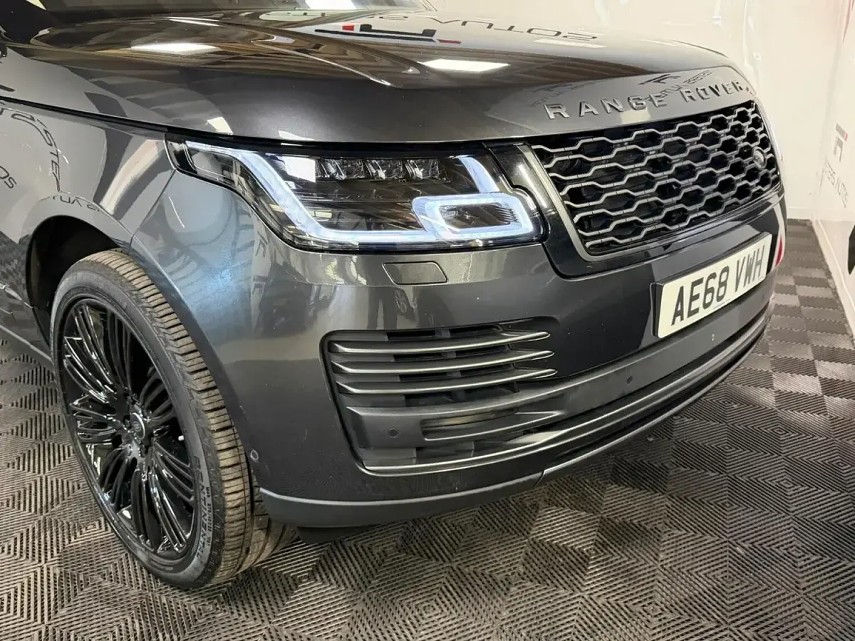 Used Land Rover Range Rover Autobiography 339 HP (249 kW) 2018 Grey SUV