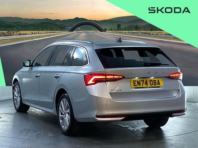 Used Skoda Octavia SE L 147 HP (108 kW) 2025 Silver Estate