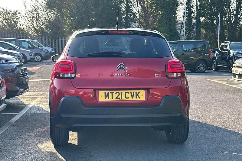 Used Citroën C3 PureTech 82 HP (60 kW) 2021 Red Hatchback