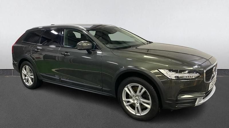 Used Volvo V90 CC Pro 190 HP (139 kW) 2018 Grey Estate