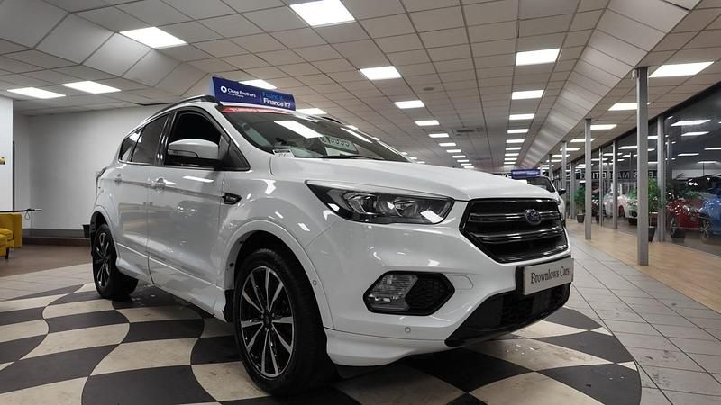 Used Ford Kuga ST-Line 150 HP (110 kW) 2019 White SUV