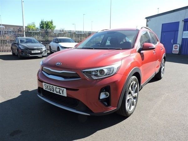 Red Used 2019 Kia Stonic 2 SUV | £10,995 (Fair price) - Image 1/1