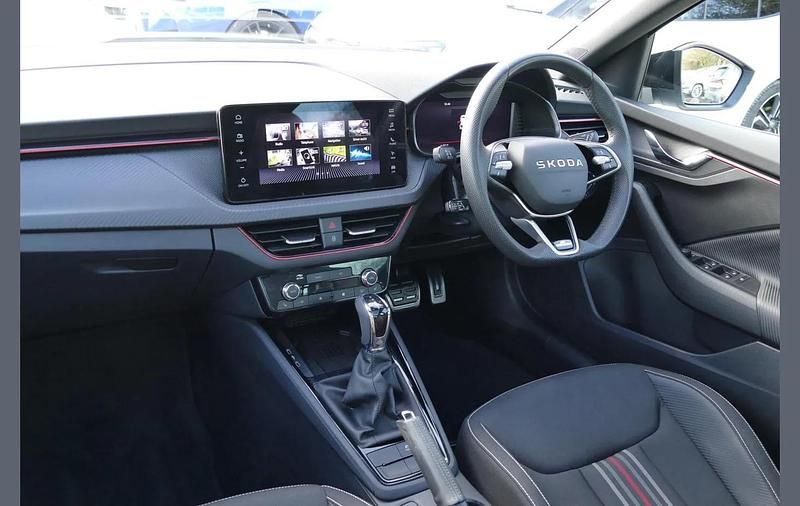 Used Skoda Kamiq Monte Carlo 150 HP (110 kW) 2025 White SUV