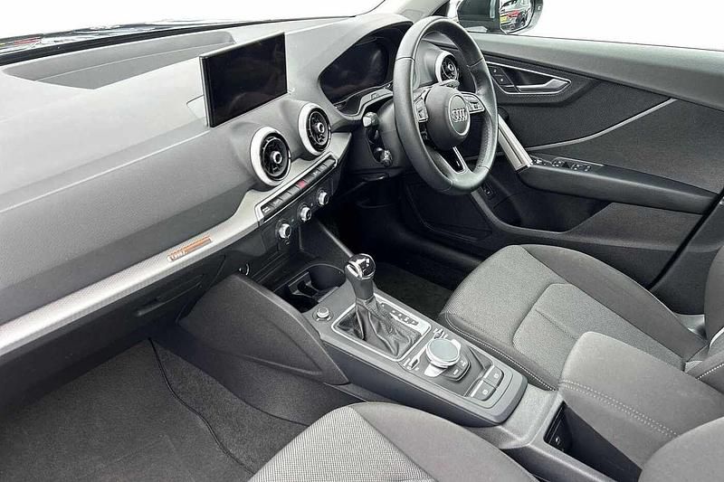 Used Audi Q2 Sport 113 HP (83 kW) 2022 Black SUV