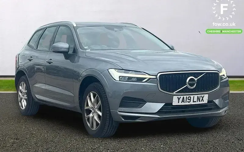 Used Volvo XC60 Momentum 250 HP (183 kW) 2019 SUV