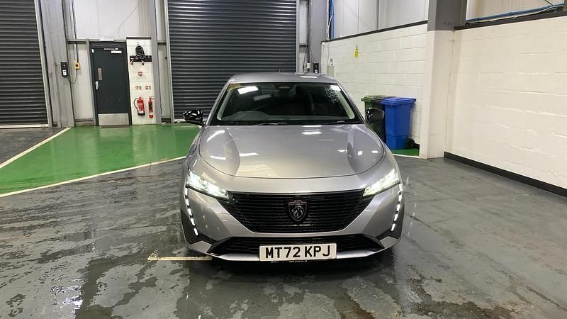 Used Peugeot 308 Active Premium 131 HP (96 kW) 2022 Grey Hatchback