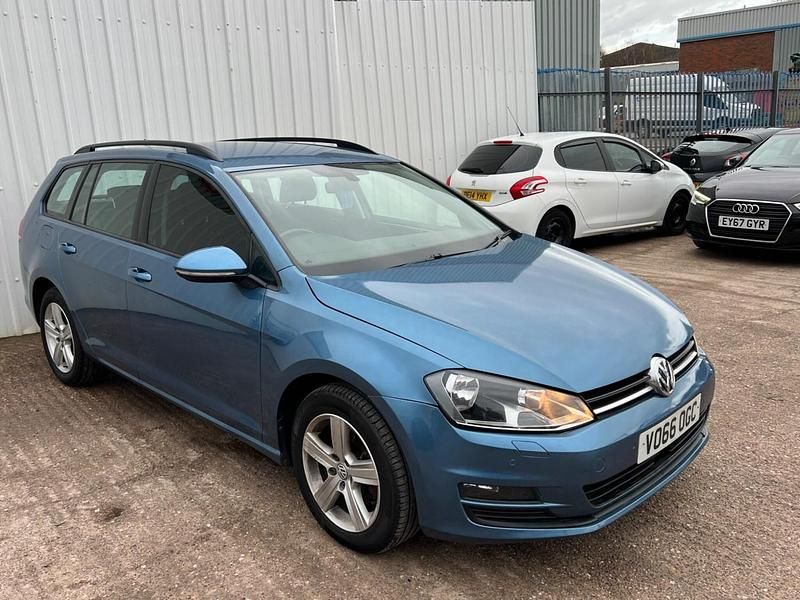 Used VW Golf VII Edition 150 HP (110 kW) 2016 Blue Estate