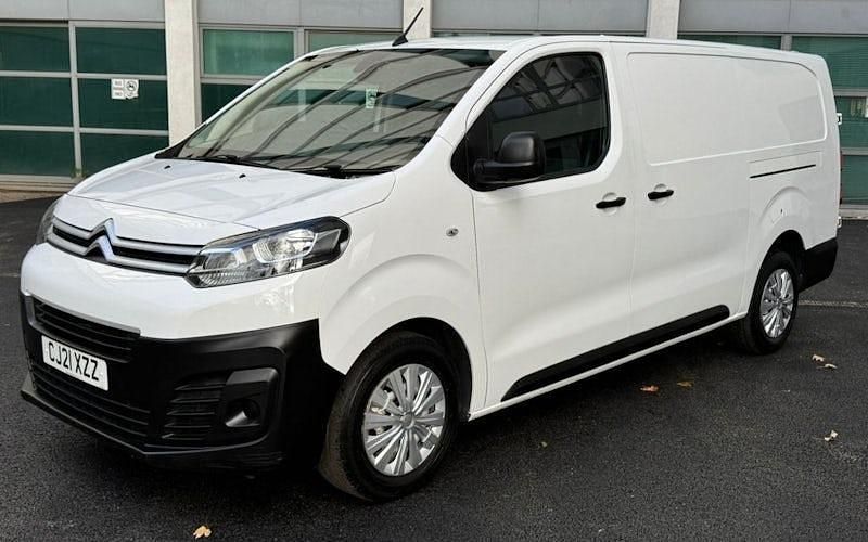 Used Citroën Dispatch 101 HP (74 kW) 2020 White MPV