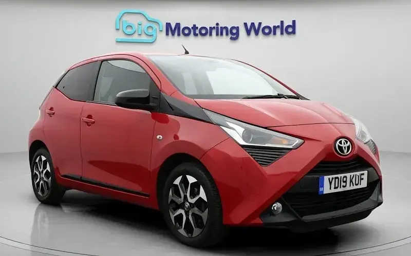 Usado Toyota Aygo Trend 72 CV (52 kW) 2019 Utilitario
