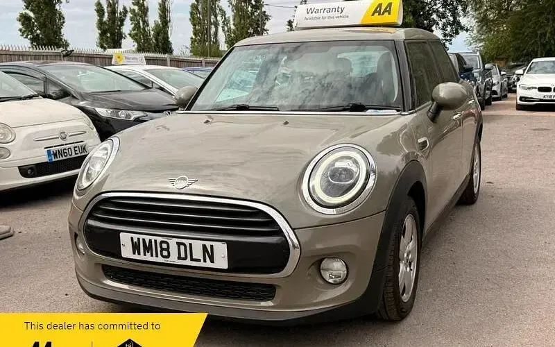 Used Mini Cooper Hatch 136 HP (100 kW) 2018 Grey Hatchback