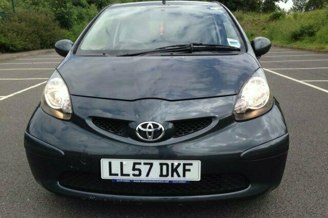 Used 2008 Toyota Aygo Hatchback | £2,750 (Fair price) - Image 1/4