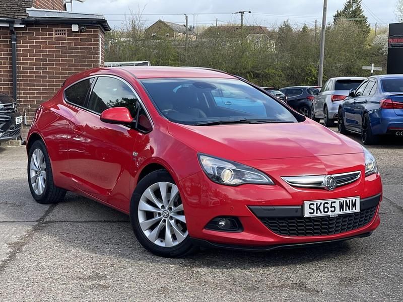Used Vauxhall Astra GTC SRi 2015 Red Hatchback