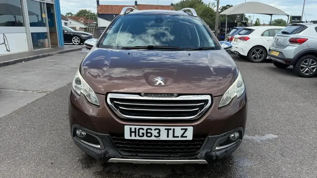 Used Peugeot 2008 Allure 115 HP (84 kW) 2013 Brown SUV