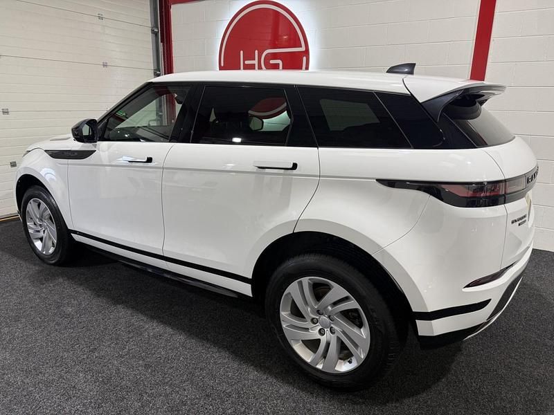 Begagnad Land Rover Range Rover evoque R-Dynamic 150 HK (110 kW) 2019 Vit SUV