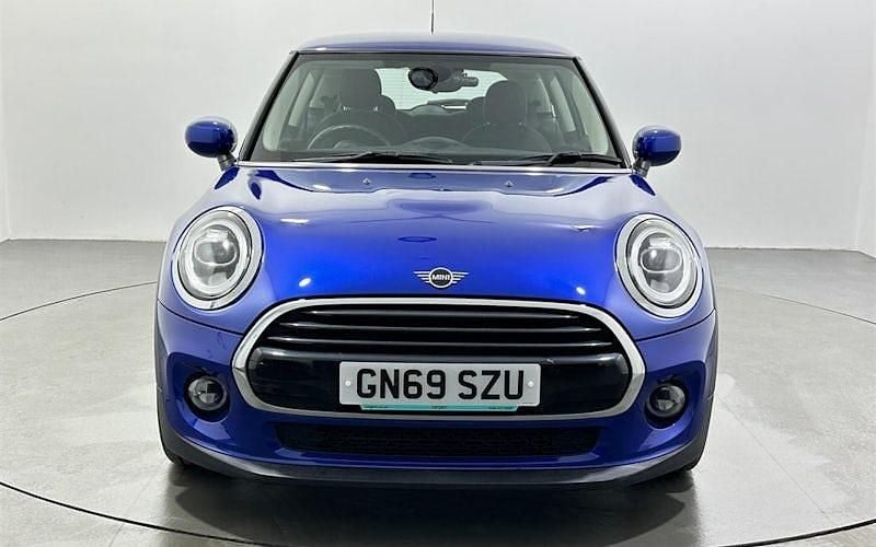 Used Mini Cooper Classic 136 HP (100 kW) 2021 Hatchback